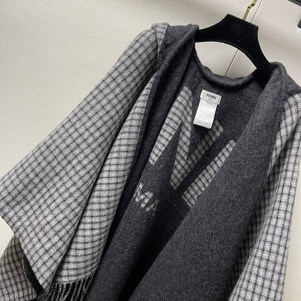 Fendi Cloak FDC00131 Fendi Cloak FDC00131