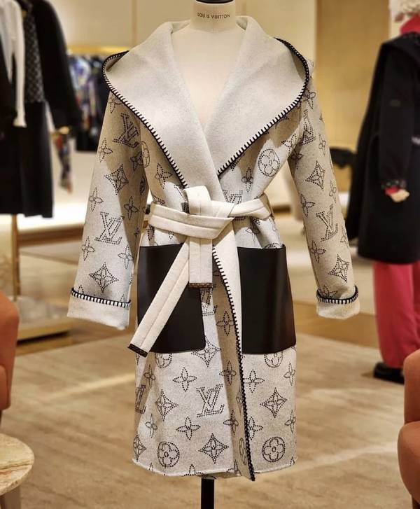 Louis Vuitton Top Quality Overcoat LVY00037 Louis Vuitton Top Quality Overcoat LVY00037