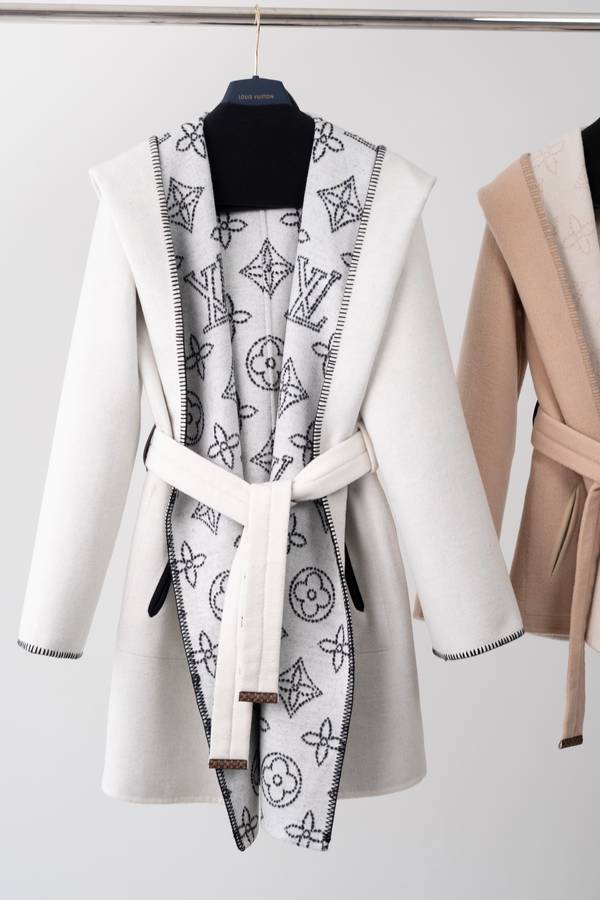Louis Vuitton Top Quality Overcoat LVY00037 Louis Vuitton Top Quality Overcoat LVY00037