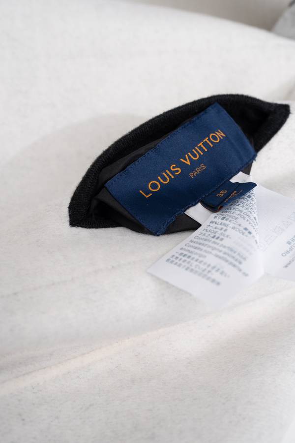 Louis Vuitton Top Quality Overcoat LVY00037 Louis Vuitton Top Quality Overcoat LVY00037