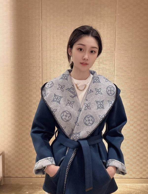 Louis Vuitton Top Quality Overcoat LVY00043 Louis Vuitton Top Quality Overcoat LVY00043