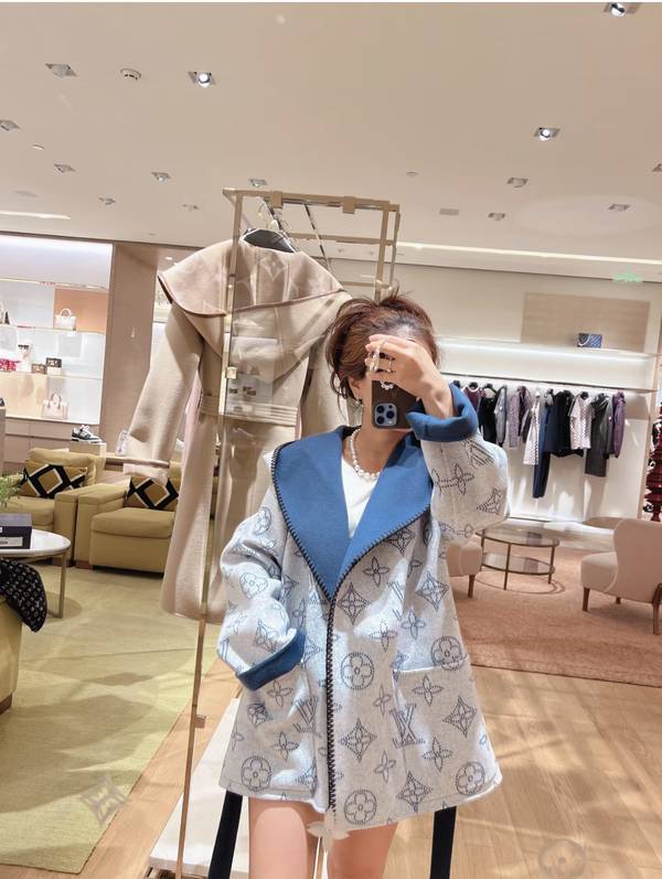 Louis Vuitton Top Quality Overcoat LVY00043 Louis Vuitton Top Quality Overcoat LVY00043