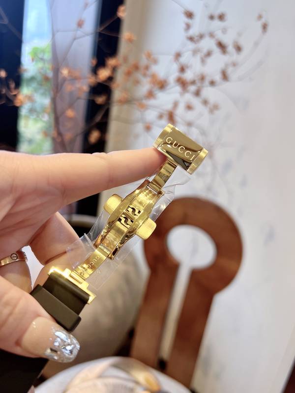 Gucci Watch GUW00131 Gucci Watch GUW00131