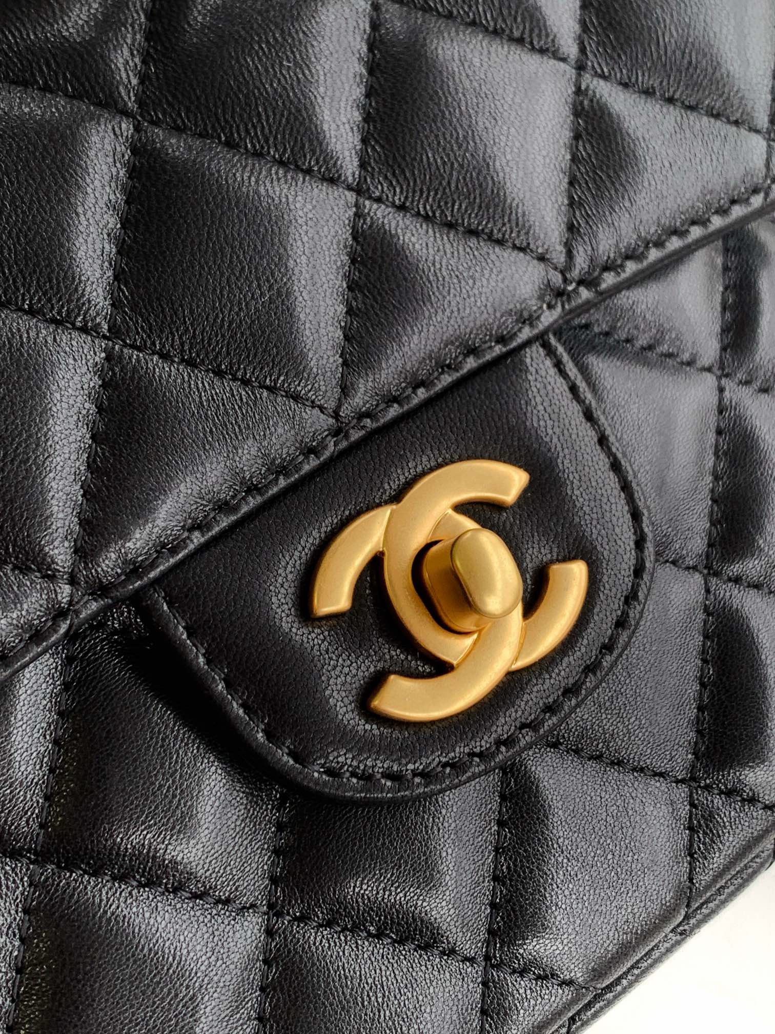 Chanel SMALL FLAP BAG WITH TOP HANDLE AS5355 BLACK