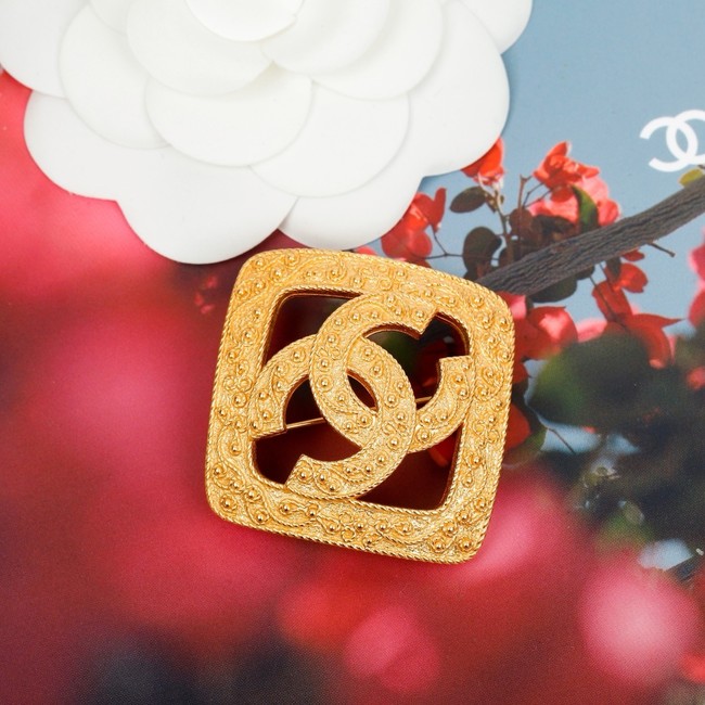Chanel Brooch CE16357