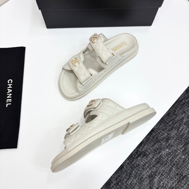 Chanel WOMENS SANDAL 55869-11