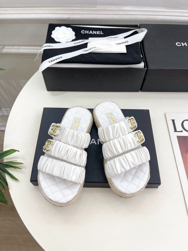 Chanel WOMENS SANDAL 55893-3