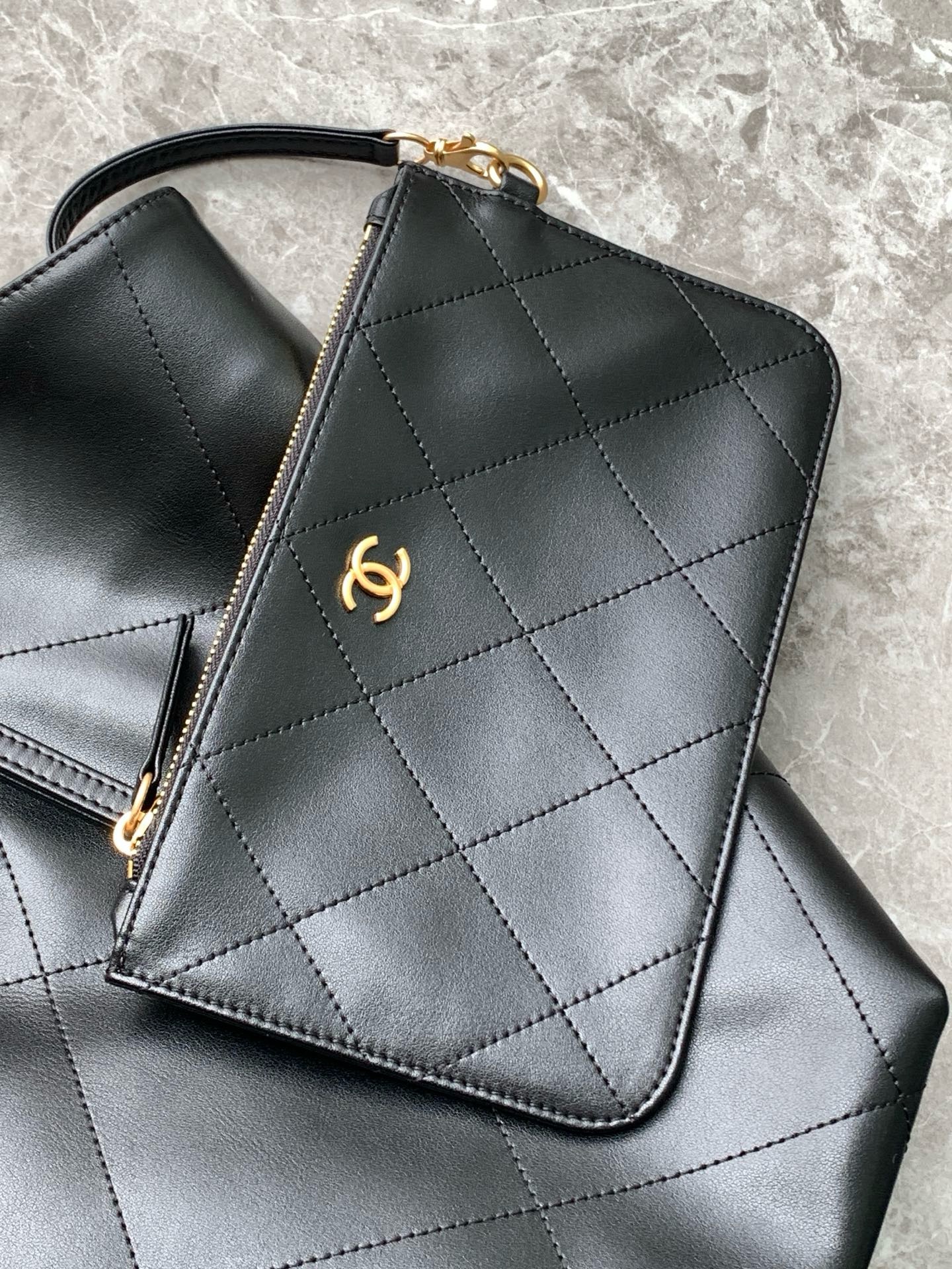 Chanel HOBO HANDBAG AS5463 black