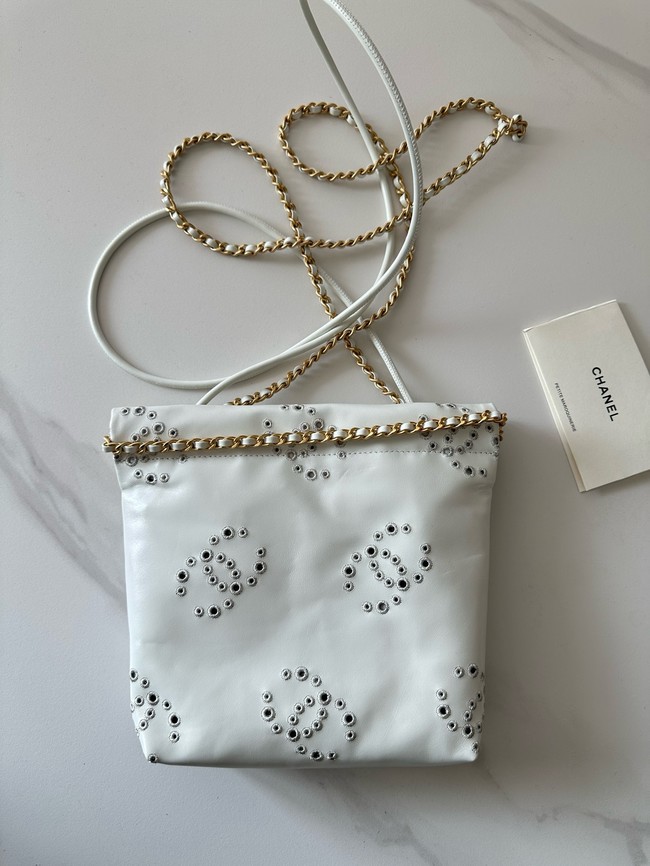 CHANEL 22 SMALL HANDBAG AS3980 White