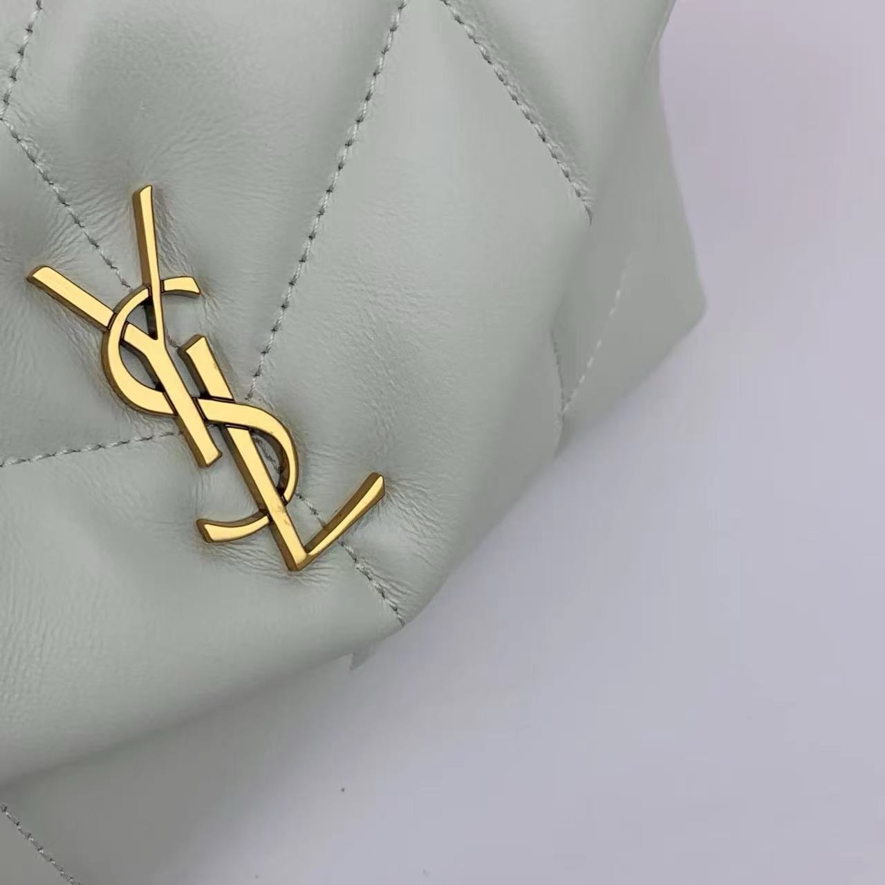 SAINT LAURENT TOY PUFFER IN LAMBSKIN 759337 BLANC VINTAGE