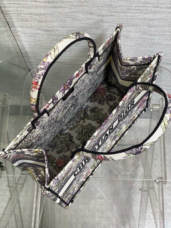 Medium Dior Book Tote Embroidery Embroidery M1296ZTDT-4