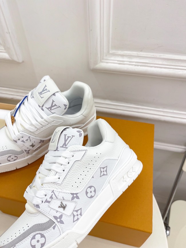 Louis Vuitton Sports shoes 44878-2