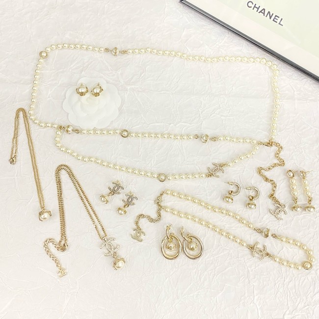 Chanel necklace CE16749