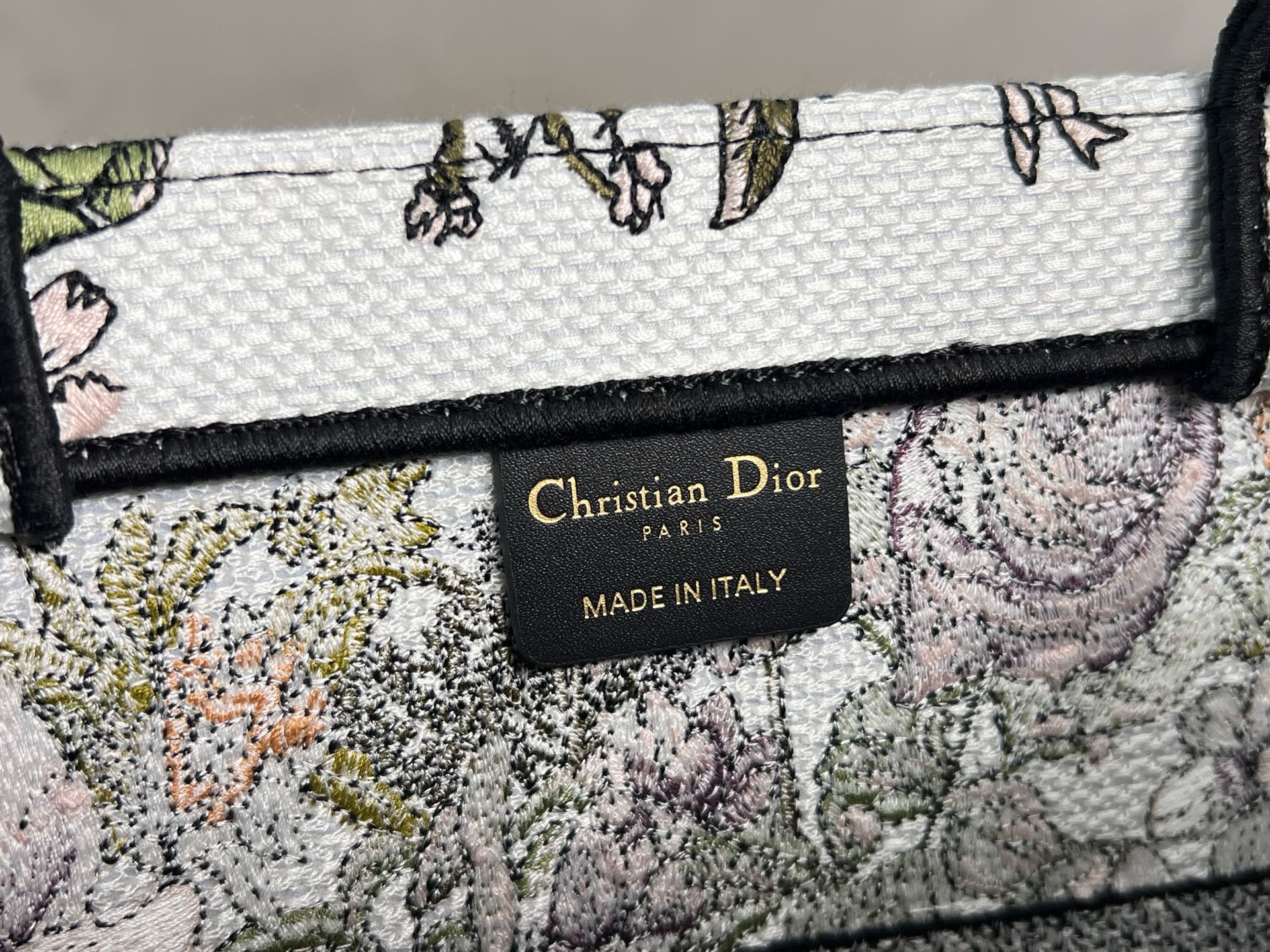 Medium Dior Book Tote Pink Multicolor D-Floral Embroidery M1296ZECZ