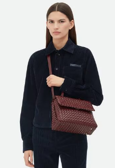 Bottega Veneta Patti Shoulder Bag 776783 Cherry