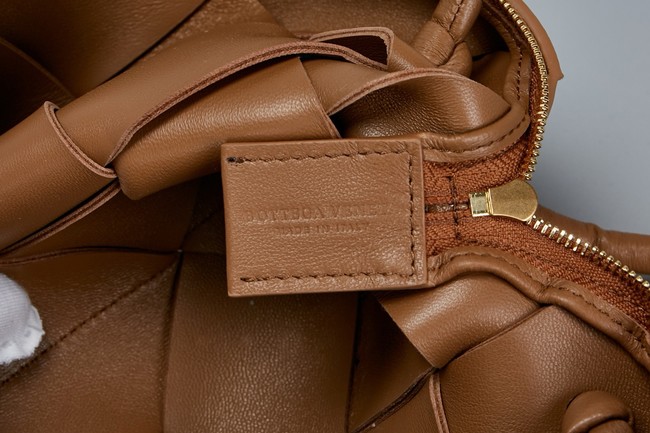 Bottega Veneta Intrecciato Concert Pouch D794258 brown