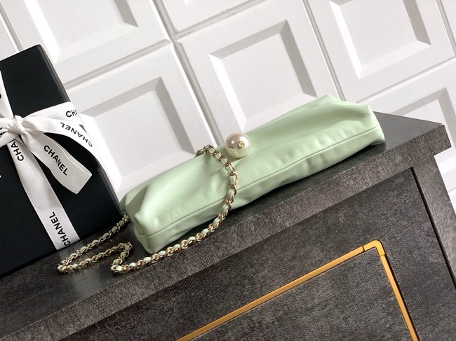 Chanel CLUTCH WITH CHAIN AP4613 green