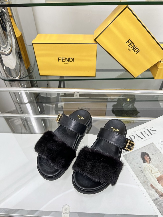 Fendi WOMENS SANDAL 44967-9