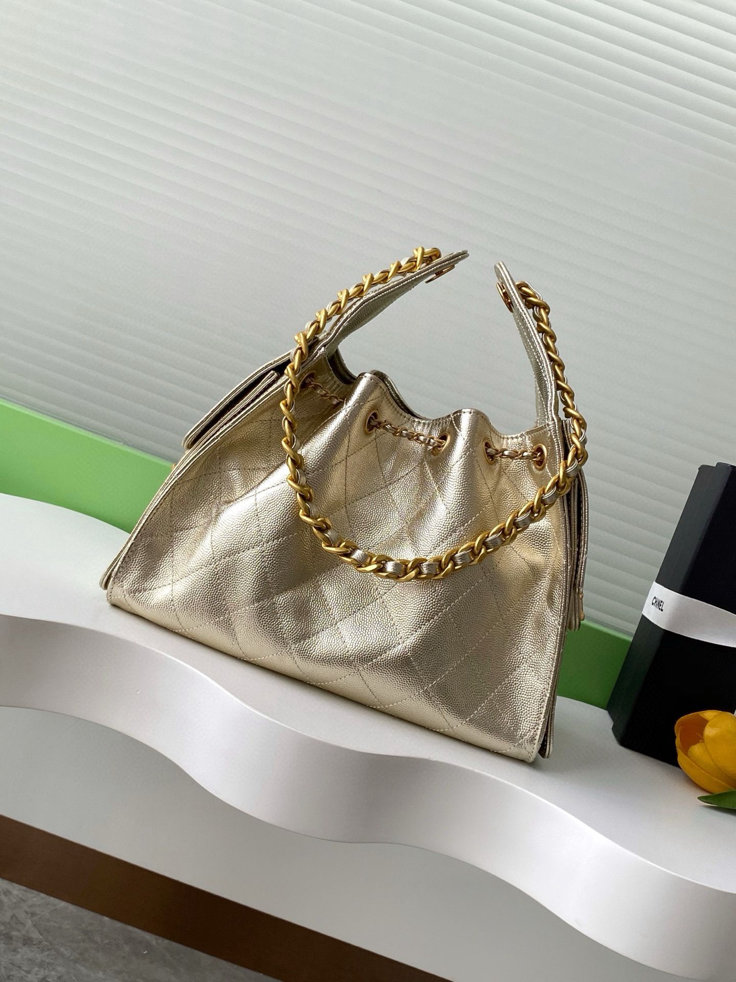CHANEL 25 SMALL HANDBAG AS5293 Gold CHANEL 25 SMALL HANDBAG AS5293 Gold