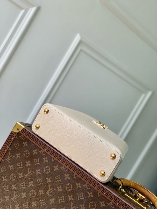 Louis Vuitton Capucines BB M12936 Cream