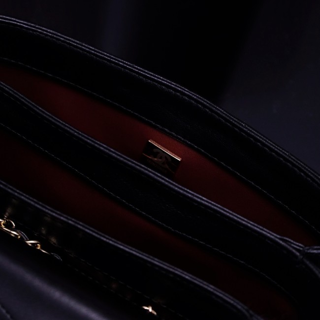 CHANEL small Flap Bag With Top Handle 92236-33