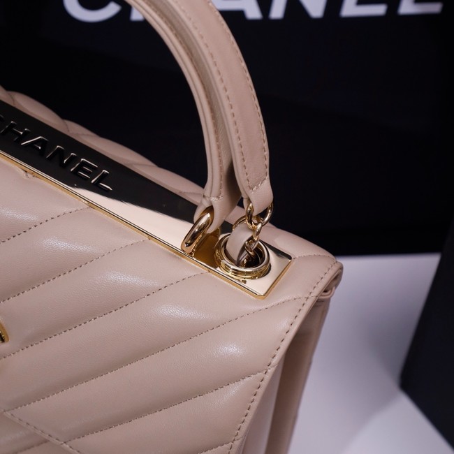 CHANEL small Flap Bag With Top Handle 92236-35