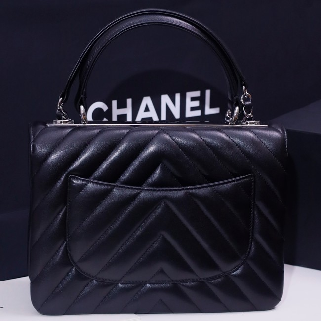 CHANEL small Flap Bag With Top Handle 92236-38