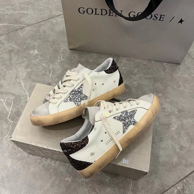 GOLDEN GOOSE DELUXE BRAND Flat shoes 45016-16