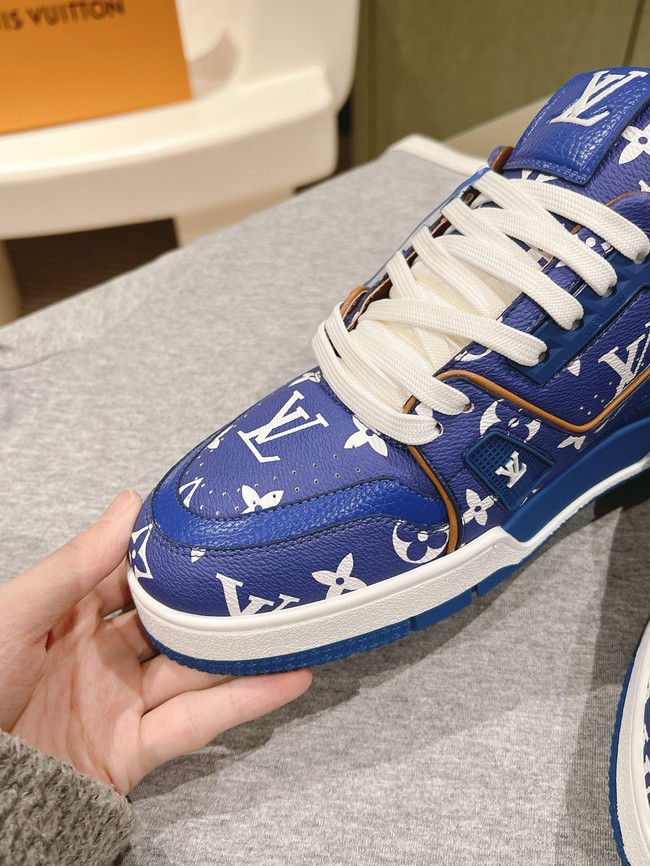 Louis Vuitton Sneaker 45037-1