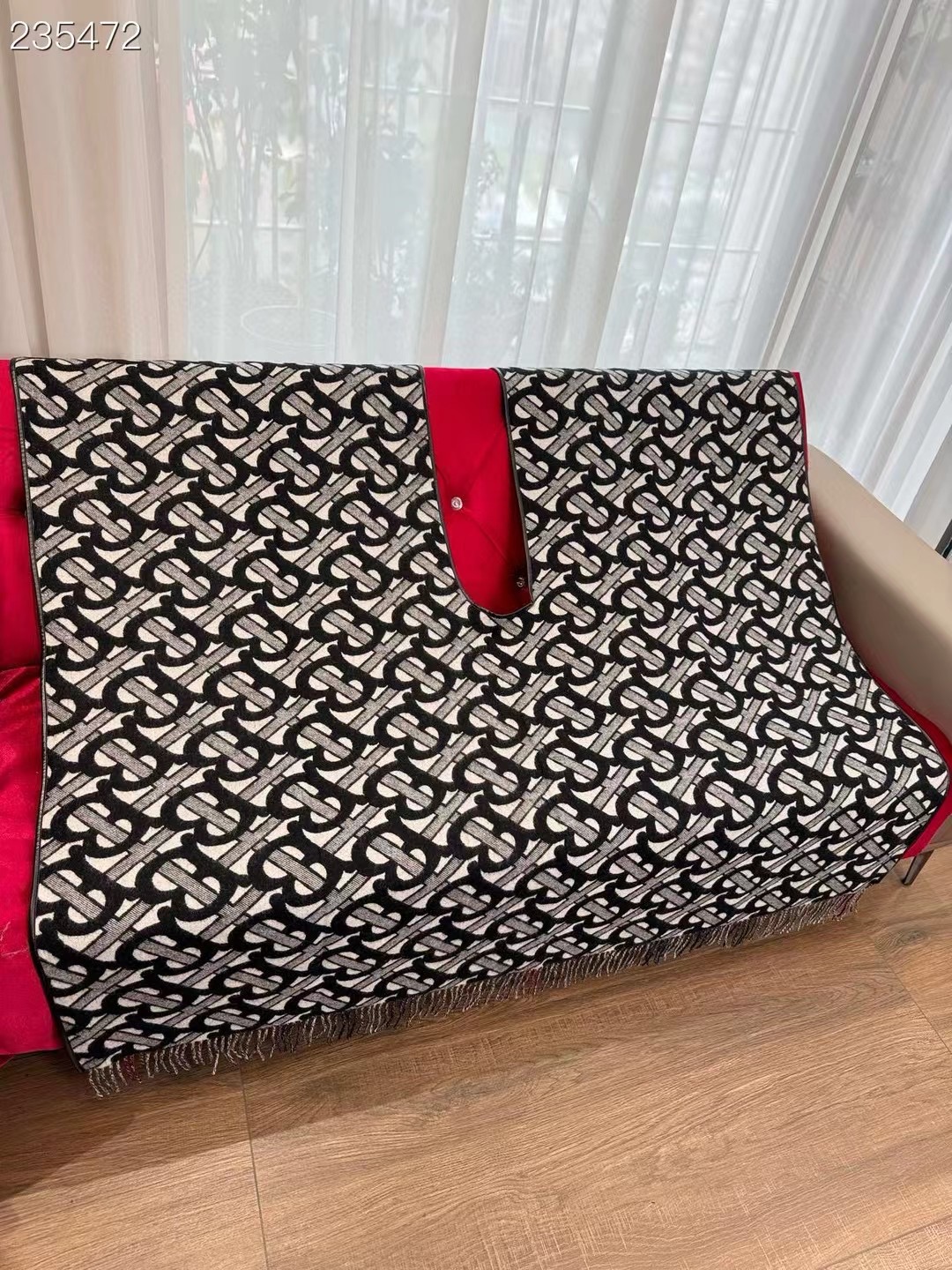 Burberry Cape Double-sided cashmere B35911