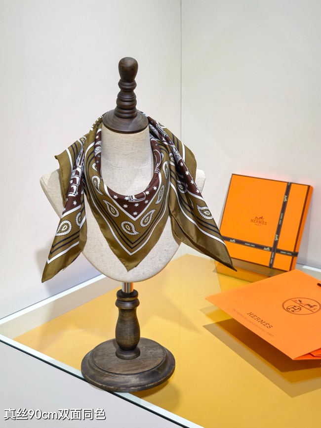 Hermes Shawl Cashmere and Silk Jacquard KY102