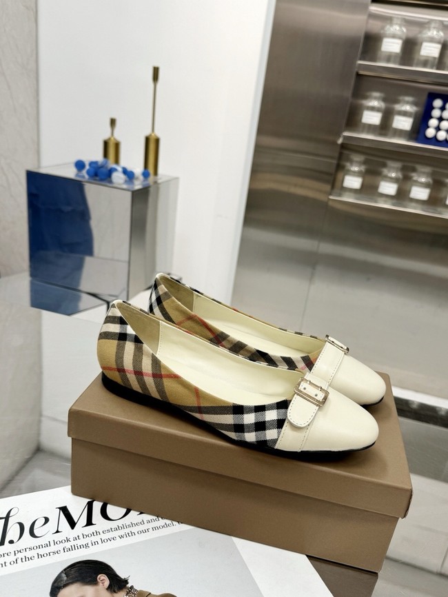 BurBerry Shoes 45068-3