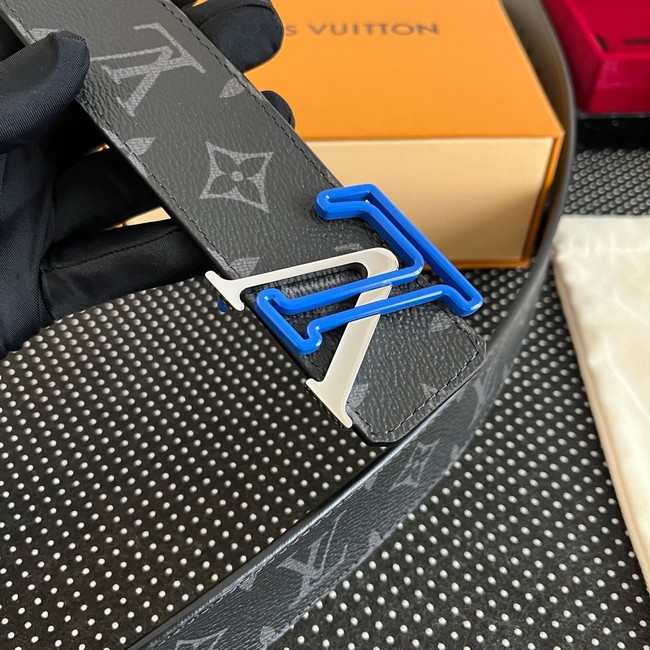 Louis Vuitton Initiales 40MM Reversible M9056