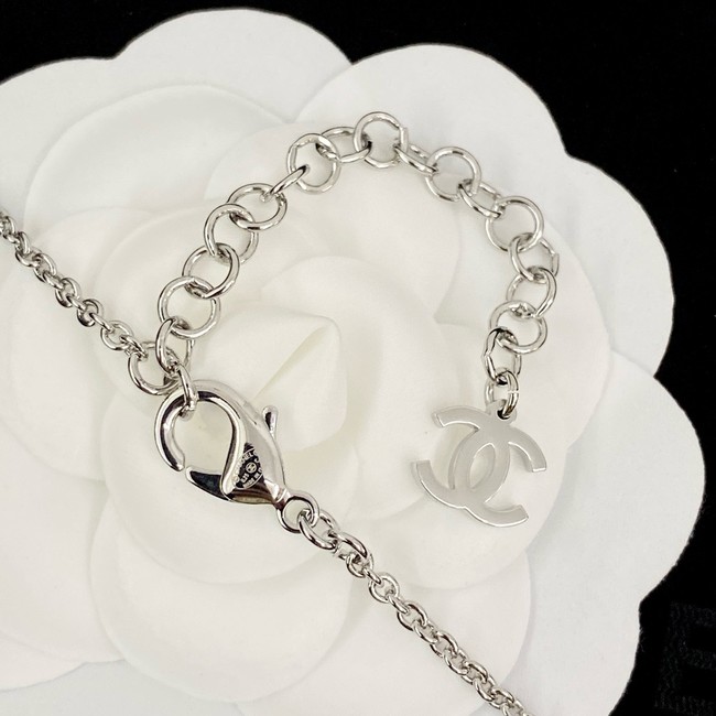 Chanel necklace CE81558