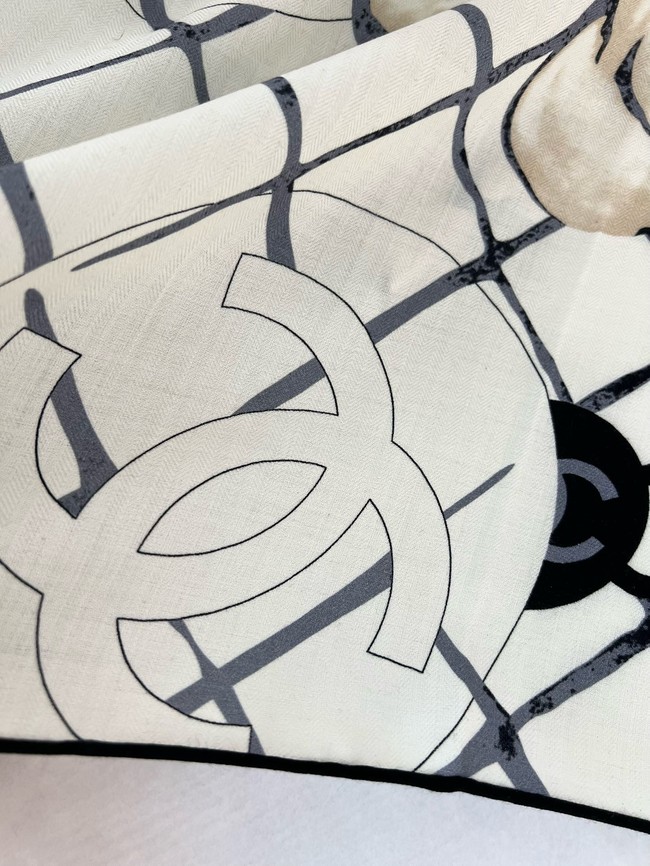 Chanel Shawl Cashmere and Silk 06389