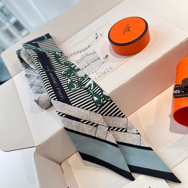 Hermes Silk Twilly scarf H06377