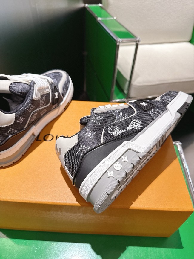 Louis Vuitton sneaker 45121-1