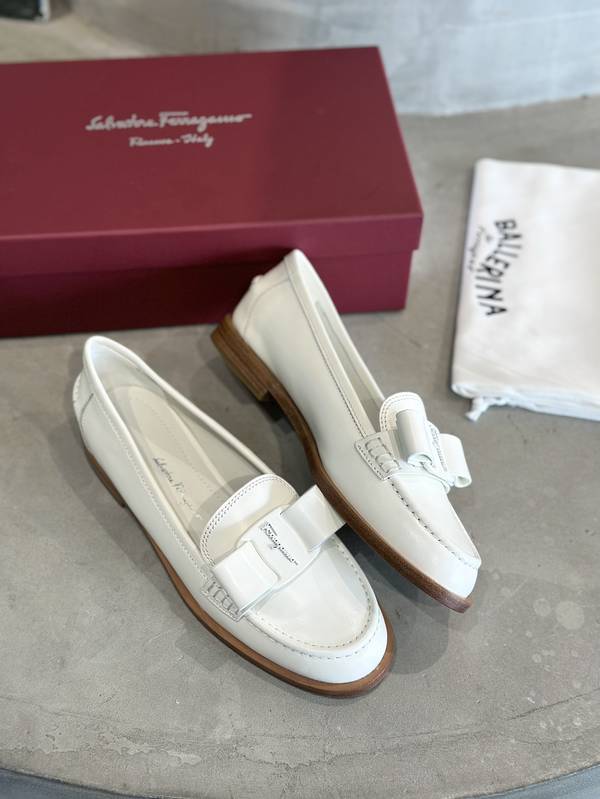 Ferragamo Shoes FMS00094