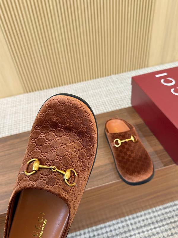 Gucci Shoes GUS00881 Heel 2CM