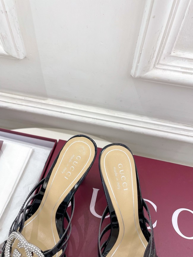 Gucci Womens slide sandal with crystal Interlocking G 852663-6