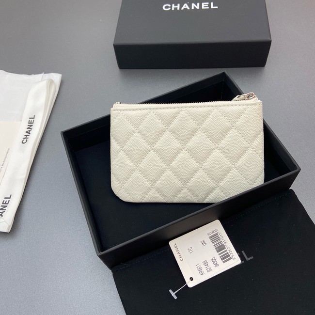 Chanel Zipped Pocket wallet S4811 Cream