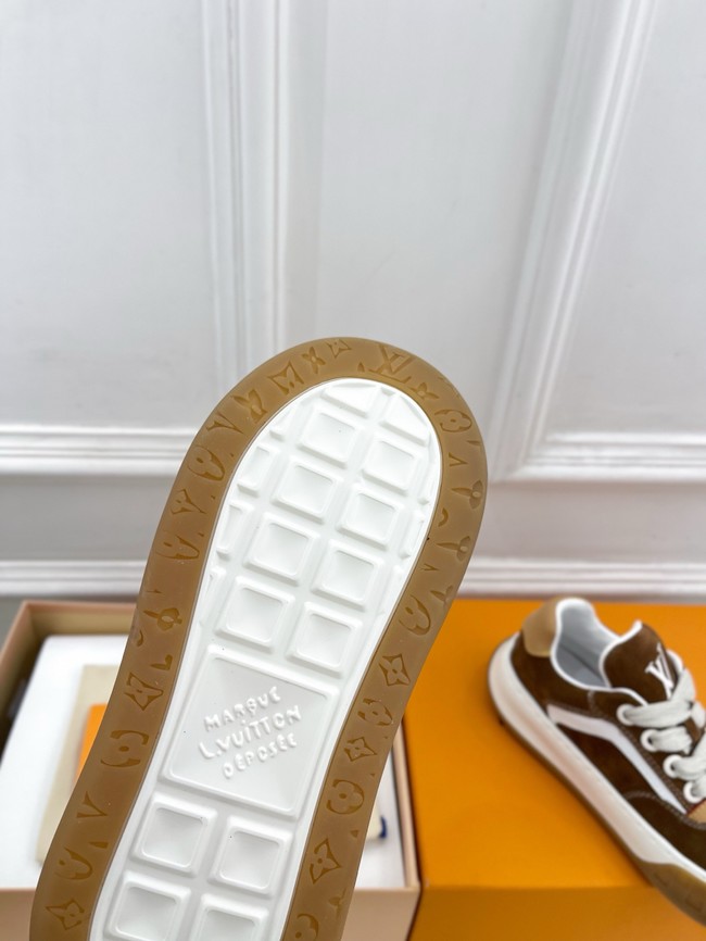 Louis Vuitton Trainer Sneaker 87213-6