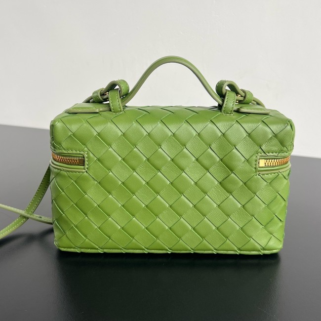 Bottega Veneta Vanity Case On Strap 789109 Green grass