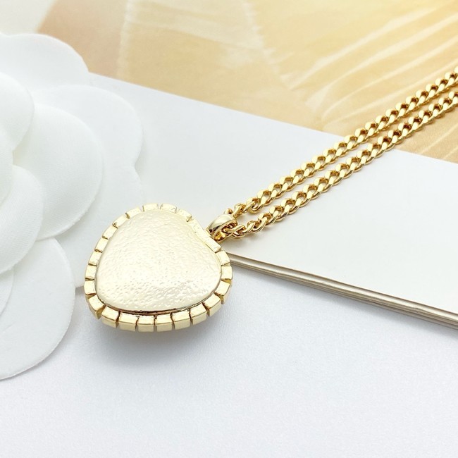Chanel necklace CE81823