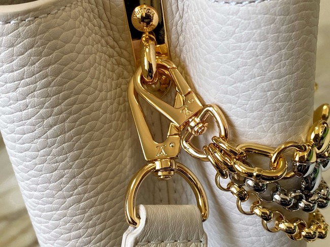 Louis Vuitton Capucines East-West BB M26345 Vanilla
