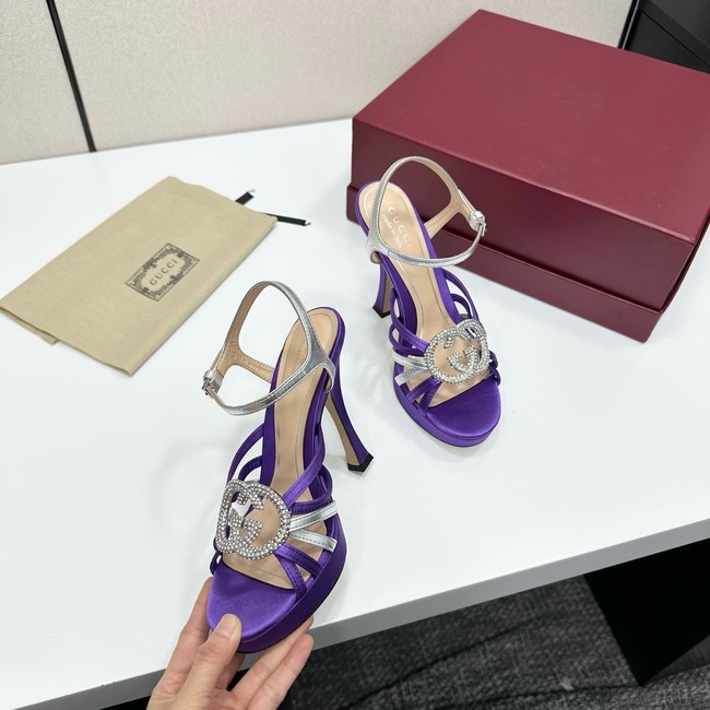 GUCCI Womens pump with crystal Interlocking G 21045-1