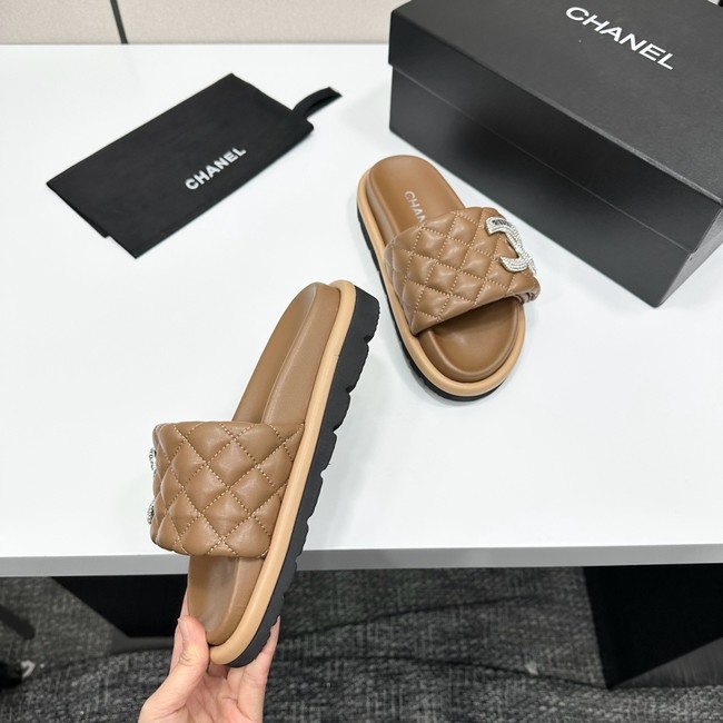 Chanel slipper 21061-10