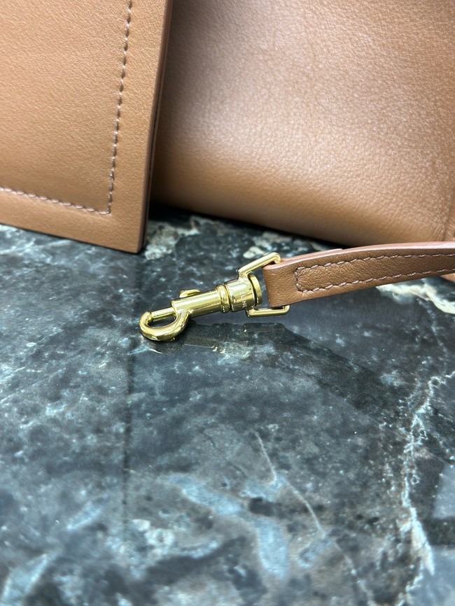 Celine MEDIUM CUBE BAG IN SUPPLE CALFSKIN 123422 SOFT TAN