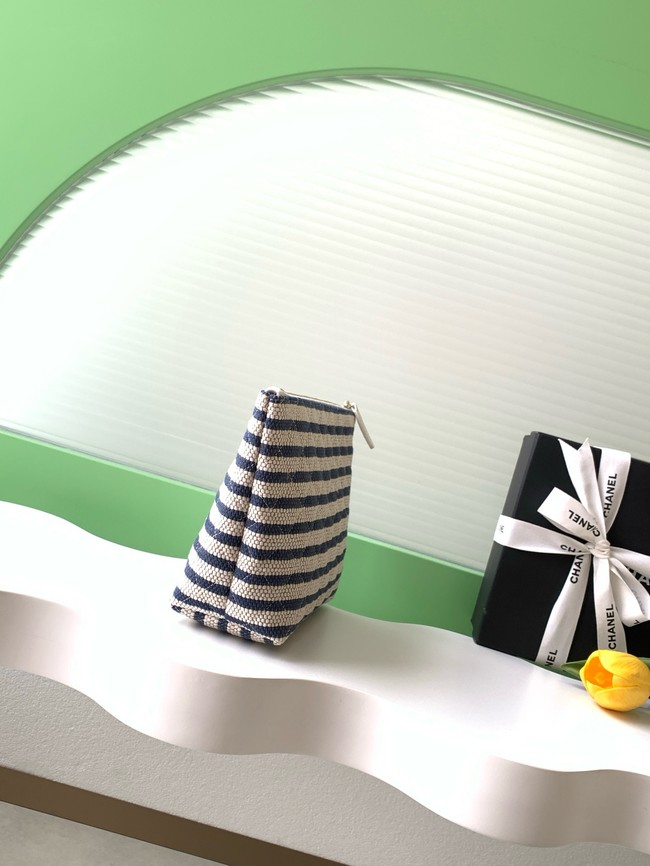 CHANEL Zipped Case AS4989 black