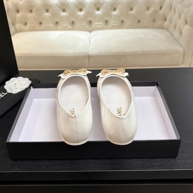 CHANEL Ballet flats C35960-2